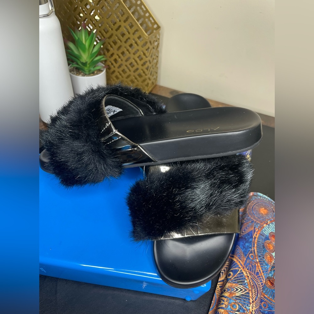 Aldo black slippers with metallic and fur strap